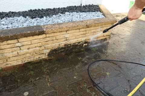 Nettoyage d’allées, terrasses et parkings Laberlière